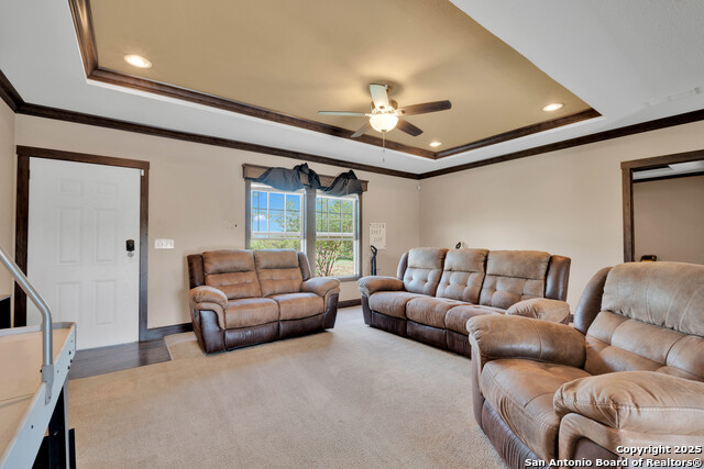 Listing photo id 6 for 115 County Road 2667