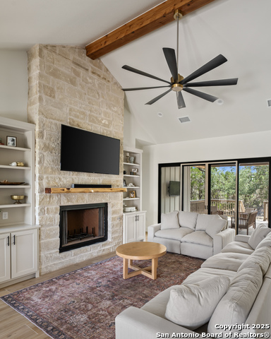 Image 6 of 44 For 1129 Madrone