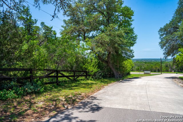 Image 6 of 15 For 127 Kings Way