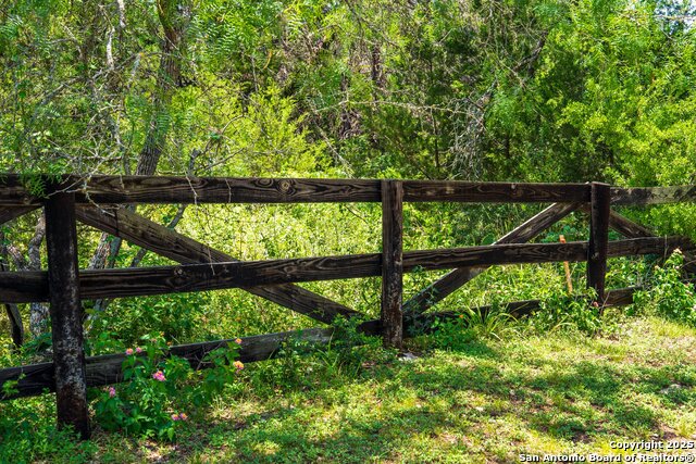 Image 7 of 15 For 127 Kings Way