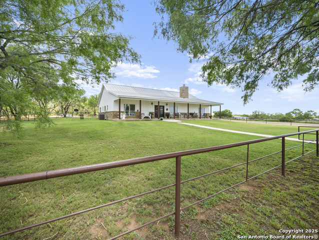 Image 3 of 48 For 590 County Road 431