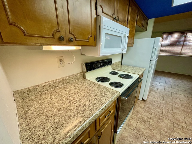 Image 12 of 27 For 4531 Briargrove