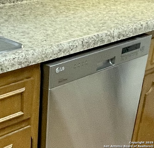 Image 25 of 27 For 4531 Briargrove