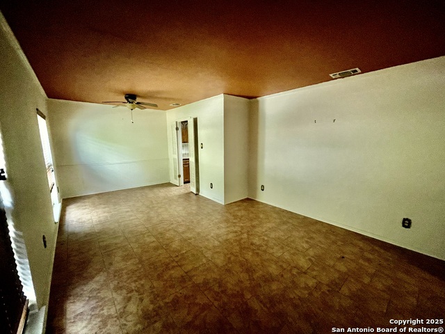 Image 8 of 27 For 4531 Briargrove