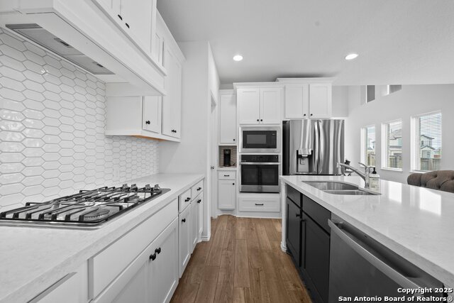 Image 13 of 43 For 2641 White Willow