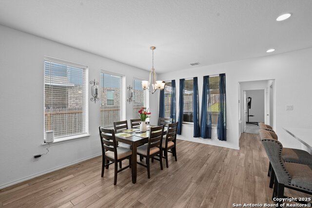 Image 15 of 43 For 2641 White Willow
