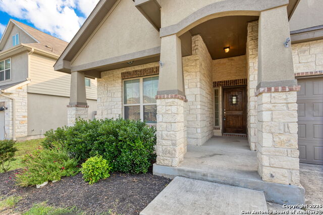 Image 3 of 15 For 601 Saddle Villa