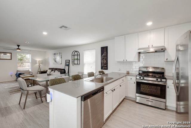 Image 13 of 33 For 7638 Chancery Gate