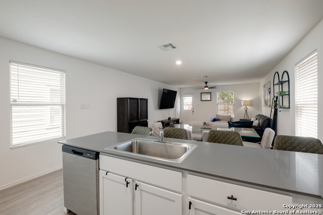 Image 14 of 33 For 7638 Chancery Gate