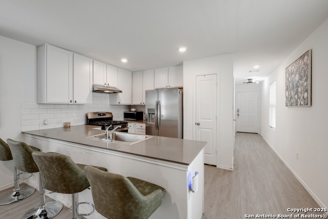 Image 16 of 33 For 7638 Chancery Gate
