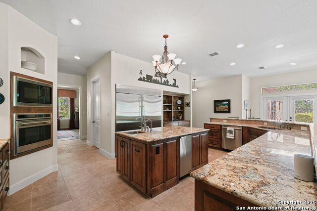 Image 13 of 56 For 162 Riverwood