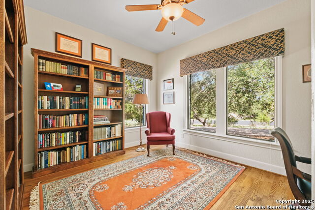 Image 21 of 56 For 162 Riverwood