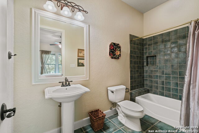 Image 30 of 56 For 162 Riverwood