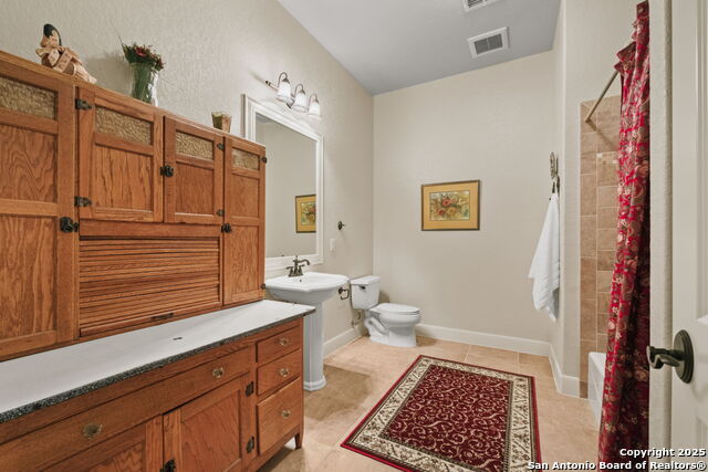 Image 32 of 56 For 162 Riverwood