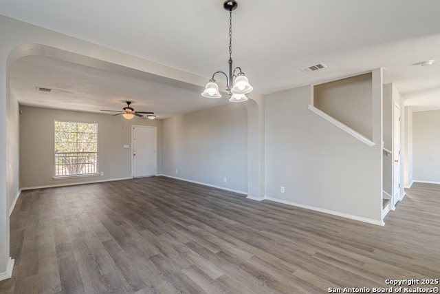Listing photo id 10 for 4303 Rogans Hbr