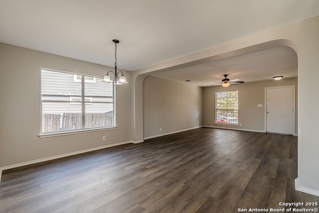 Listing photo id 11 for 4303 Rogans Hbr