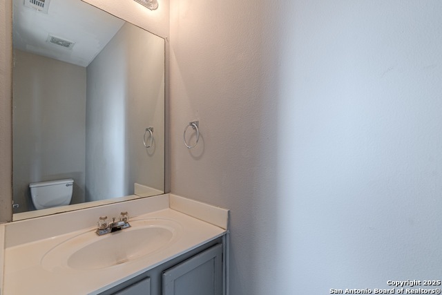 Listing photo id 23 for 4303 Rogans Hbr