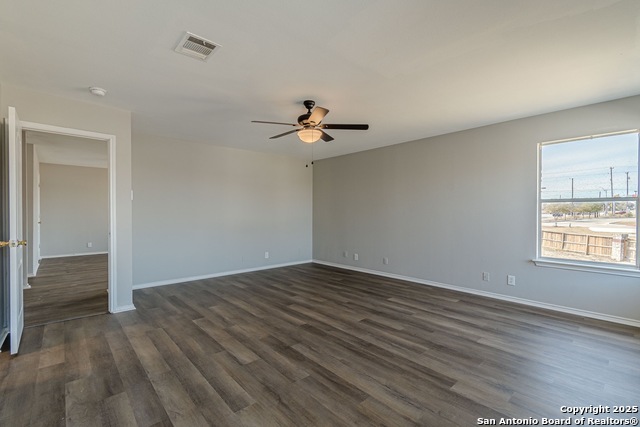 Listing photo id 29 for 4303 Rogans Hbr