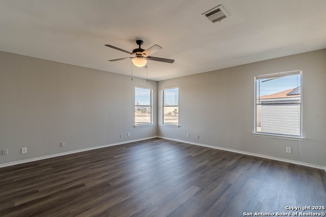 Listing photo id 30 for 4303 Rogans Hbr