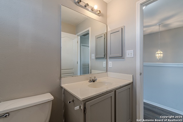 Listing photo id 40 for 4303 Rogans Hbr