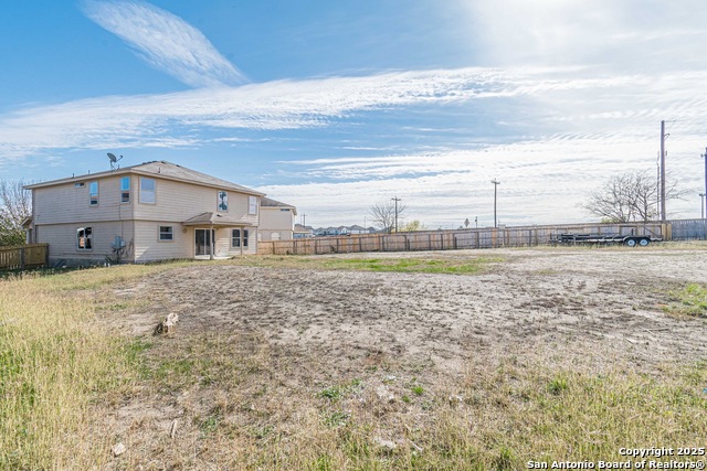 Listing photo id 43 for 4303 Rogans Hbr
