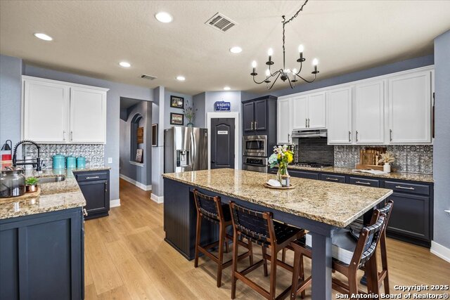 Image 4 of 66 For 25515 Willard Path