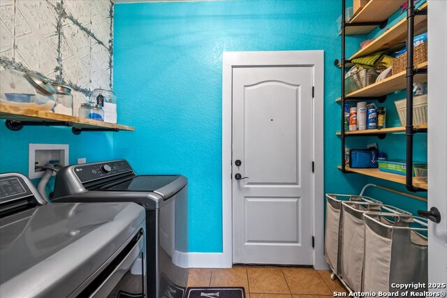 Image 41 of 66 For 25515 Willard Path