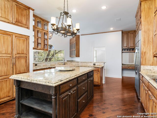 Listing photo id 10 for 6 De Zavala