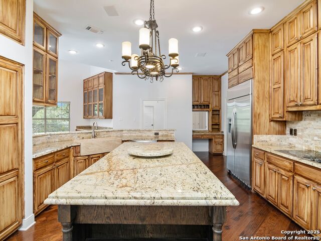 Listing photo id 11 for 6 De Zavala