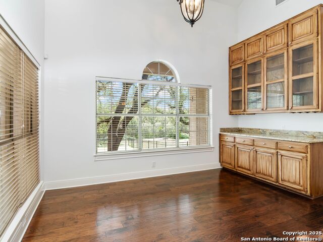Listing photo id 13 for 6 De Zavala