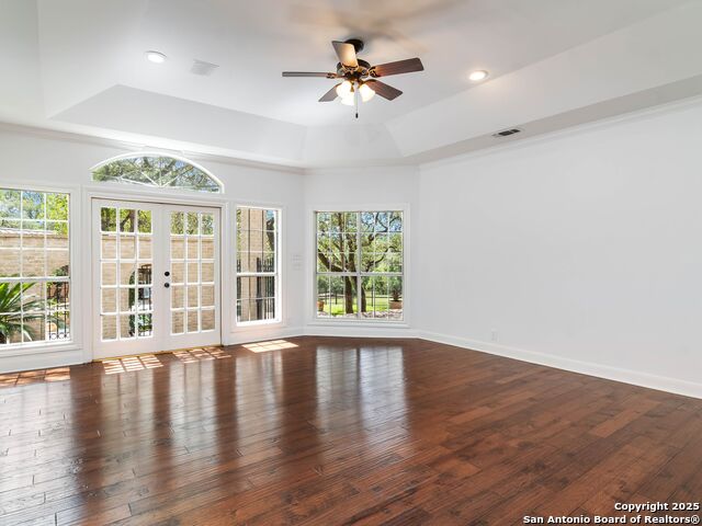 Listing photo id 16 for 6 De Zavala