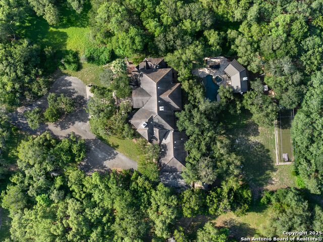 Listing photo id 48 for 6 De Zavala