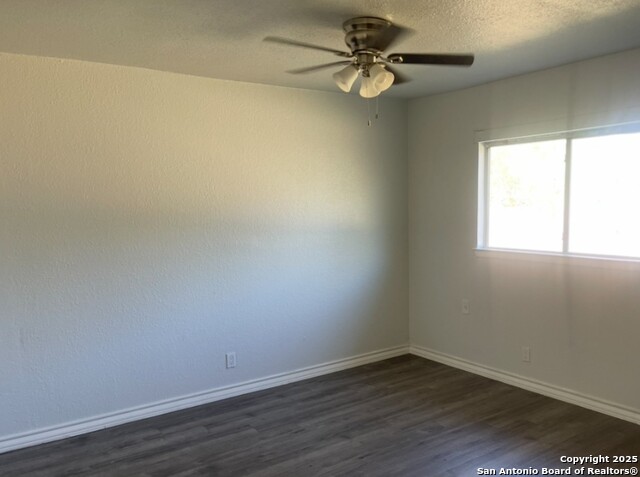 Image 7 of 15 For 8831 Five Palms Dr