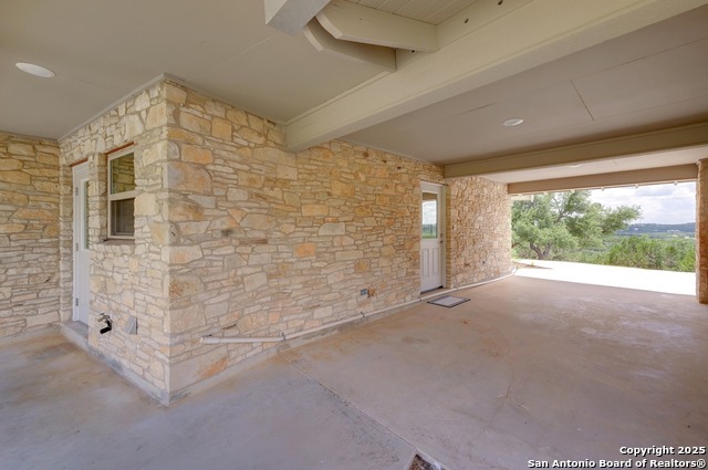 Image 33 of 46 For 935 Spring Branch Rd.