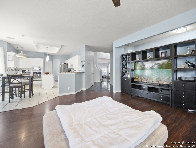 Image 18 of 42 For 21010 Las Lomas Blvd