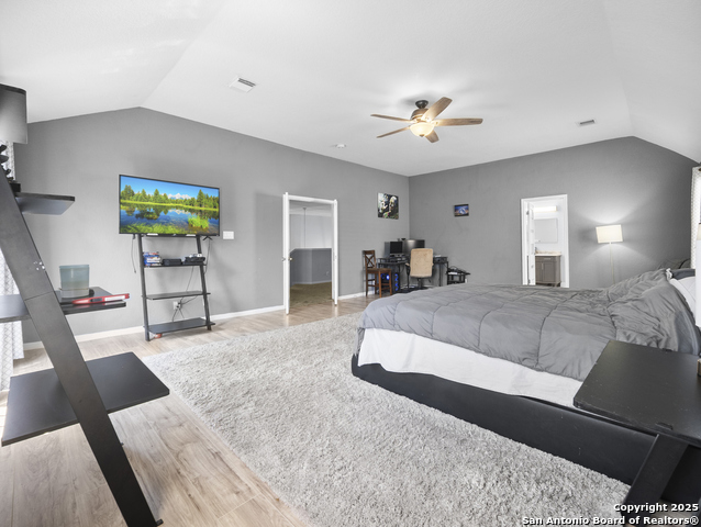 Image 23 of 42 For 21010 Las Lomas Blvd