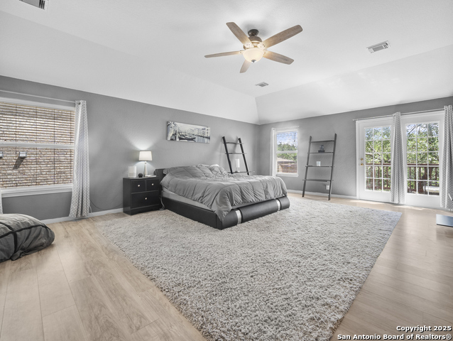 Image 24 of 42 For 21010 Las Lomas Blvd