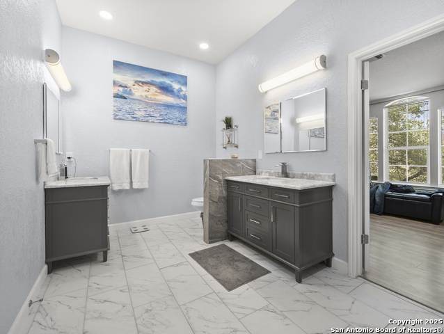 Image 26 of 42 For 21010 Las Lomas Blvd