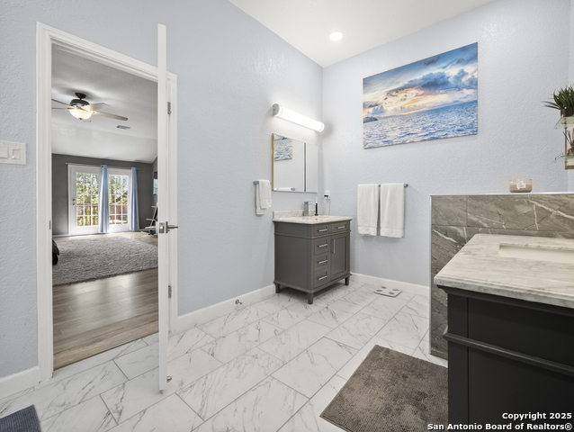 Image 27 of 42 For 21010 Las Lomas Blvd