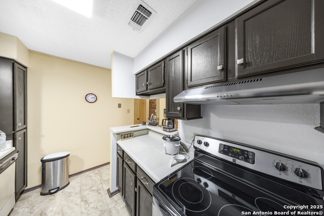 Listing photo id 9 for 4212 Medical 1007