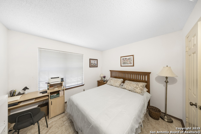 Listing photo id 10 for 4212 Medical 1007