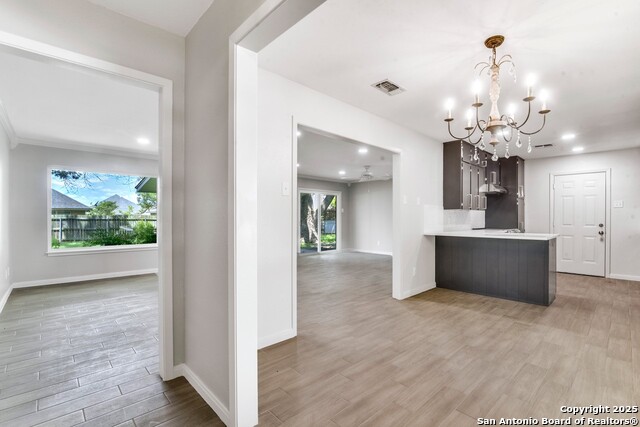 Image 6 of 18 For 212 Galvin  