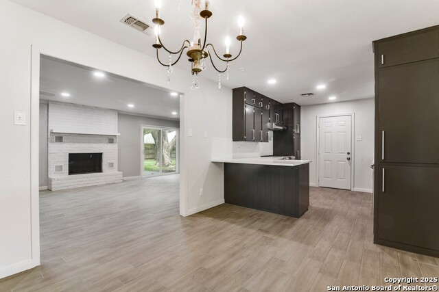Image 7 of 18 For 212 Galvin  
