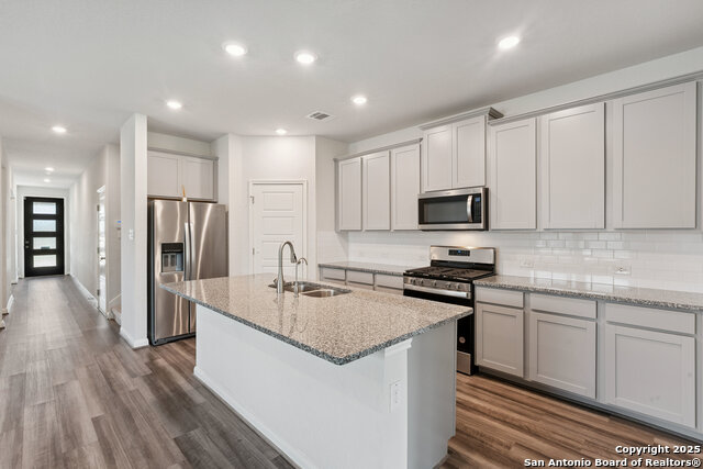 Image 17 of 66 For 2509 Pennilynn