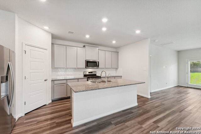 Image 18 of 66 For 2509 Pennilynn