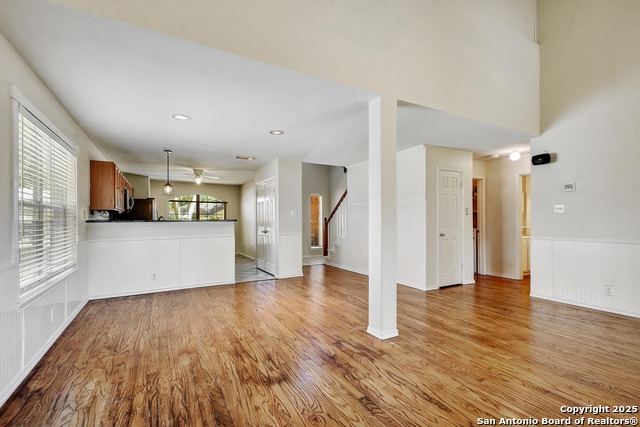 Image 6 of 34 For 1004 Sandy Ridge Cir