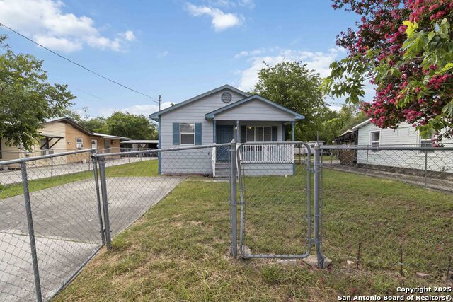 Image 2 of 18 For 1669 W. Bridge St