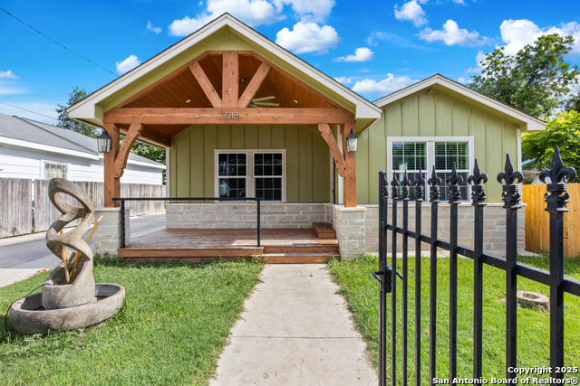 Details for 3318 Travis W, San Antonio, TX 78207