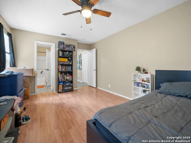 Image 31 of 39 For 14423 Edgemont