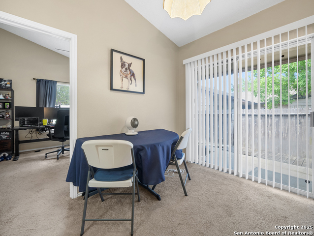 Image 9 of 39 For 14423 Edgemont